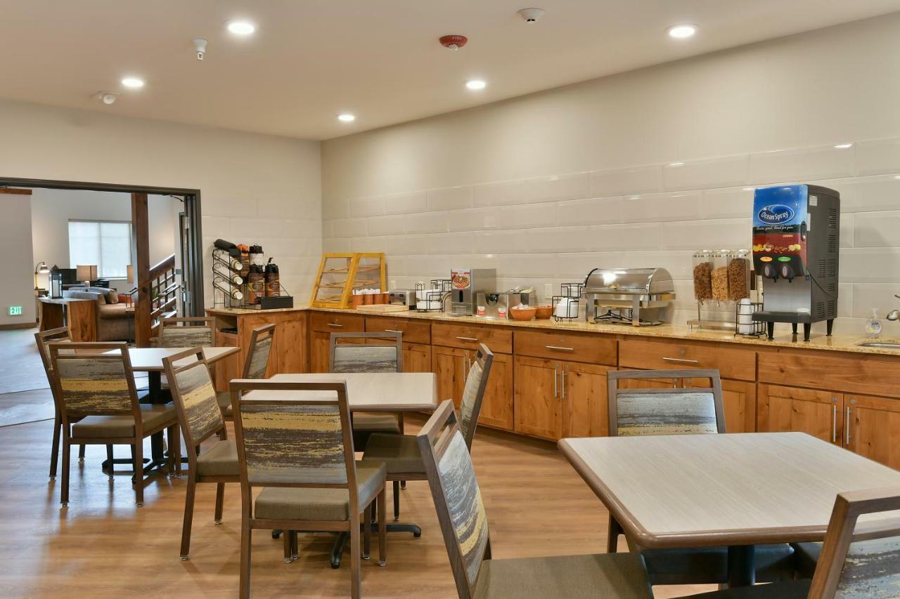 Grandstay Hotel & Suites Sisters Ngoại thất bức ảnh